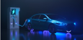 Ηλεκτρικά αυτοκίνητα στην σειρά φορτίζονται σε σταθμούς φόρτισης