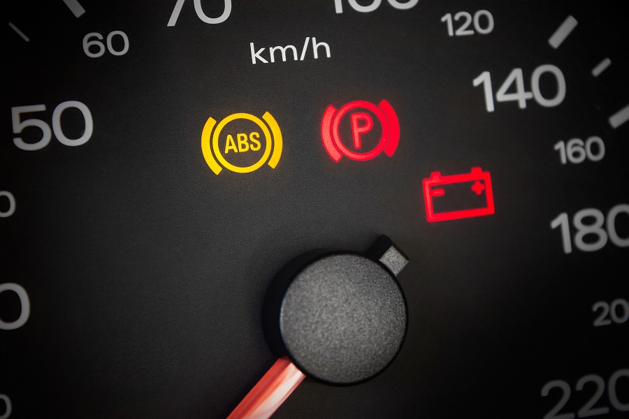 Καντράν αυτοκινήτου με ενδείξεις ABS, Parking Brake και Μπαταρίας ενεργές